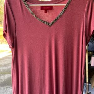 Mauve, V-neck light weight shirt with sequence